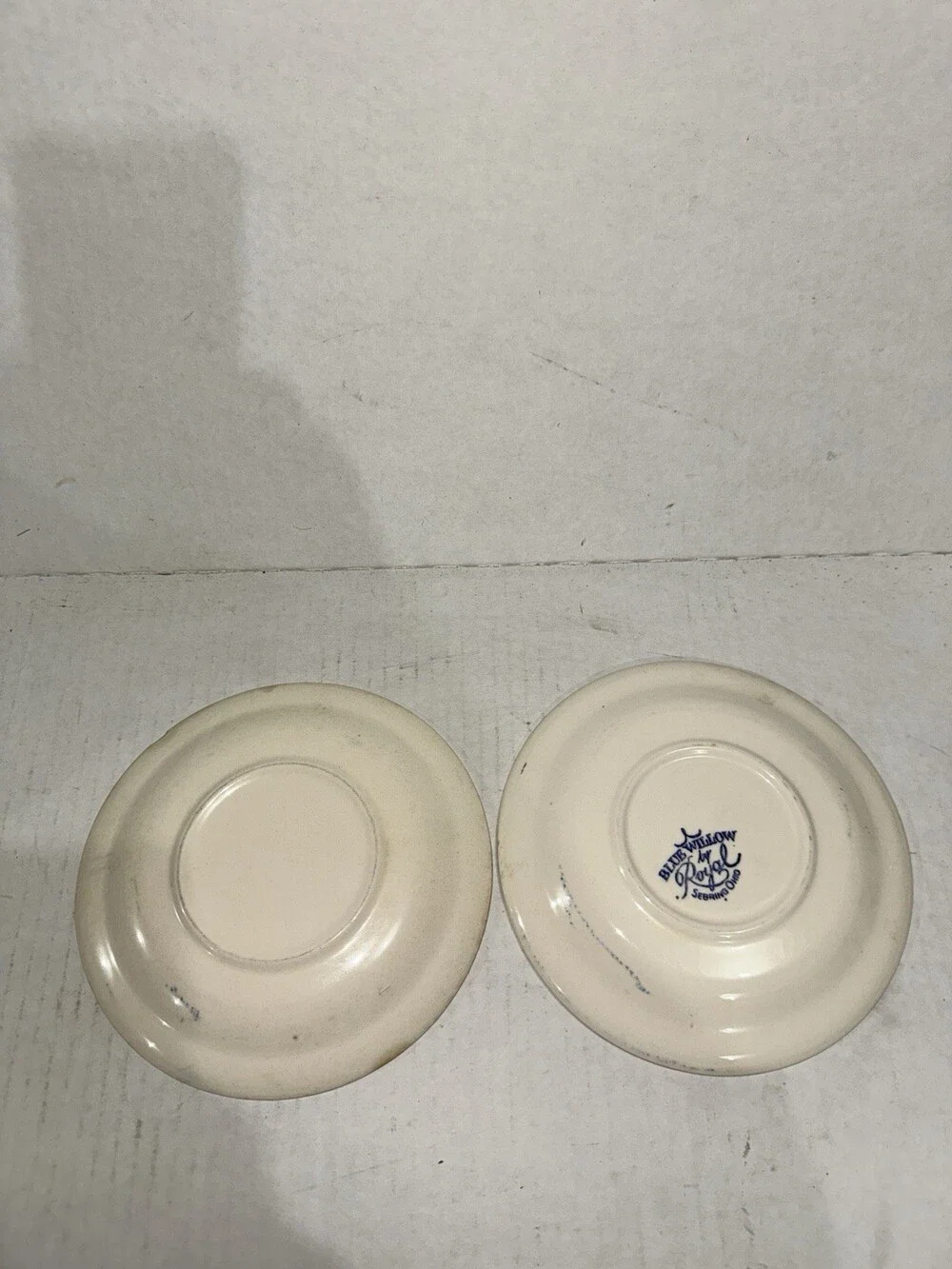 2 Vintage Royal Sebring Ohio Blue Willow 6.5” Plates Blue White China USA